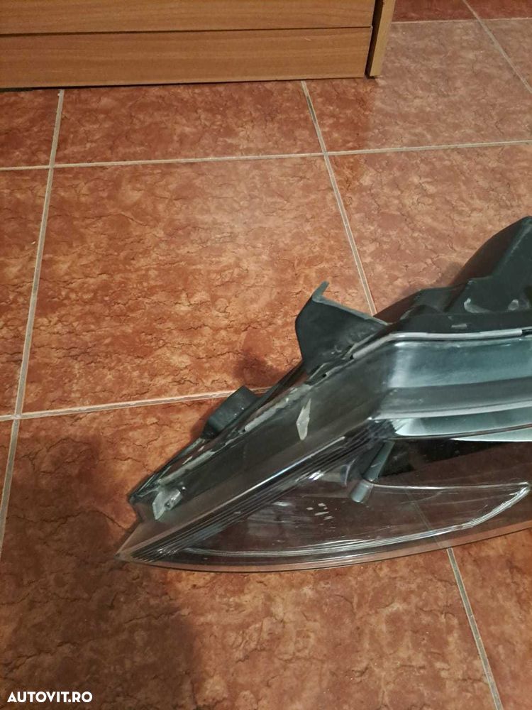 Far stanga xenon Kia Optima an 2010-2015 original Europa - 3