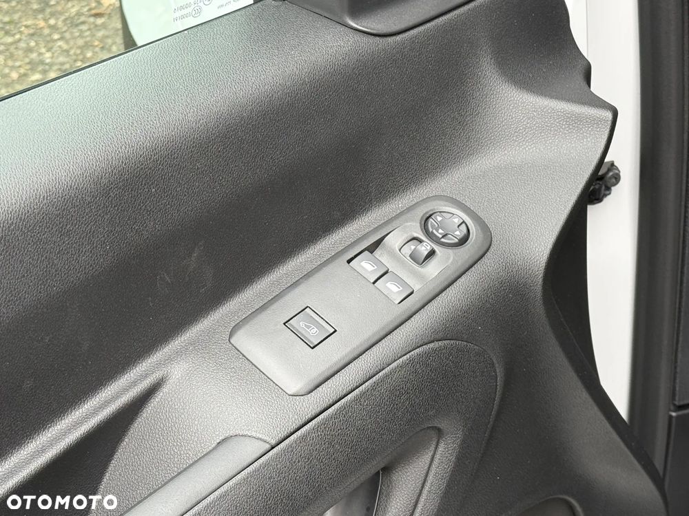 Peugeot Partner - 31