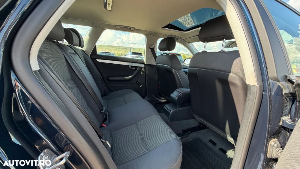 Audi A4 Limuzina 2.0 TDI DPF quattro - 13