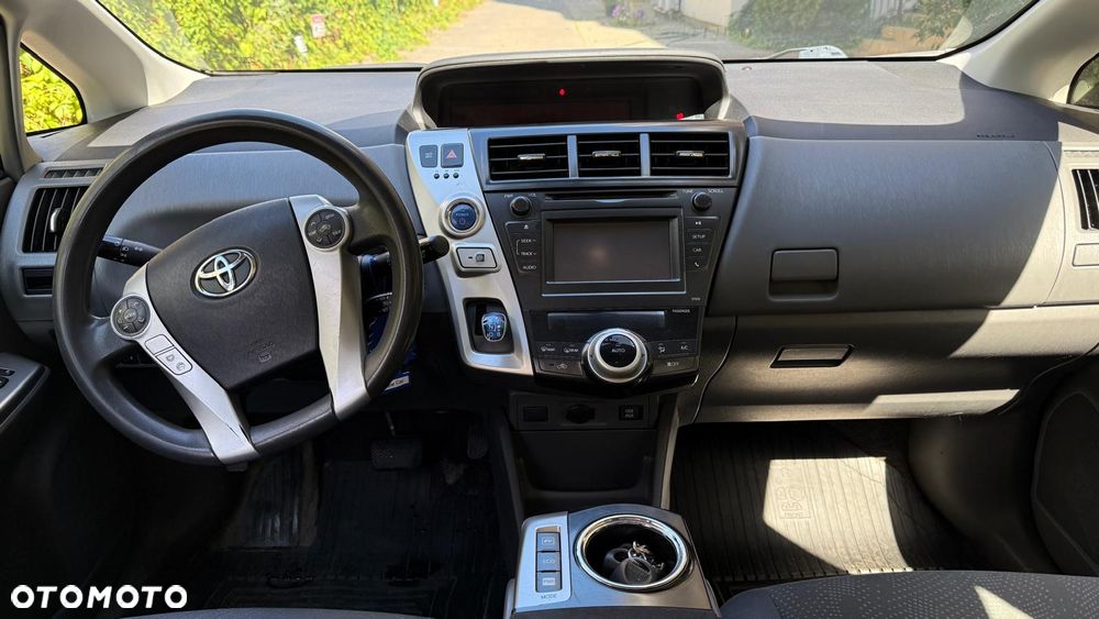 Toyota Prius+ (Hybrid) Comfort - 13
