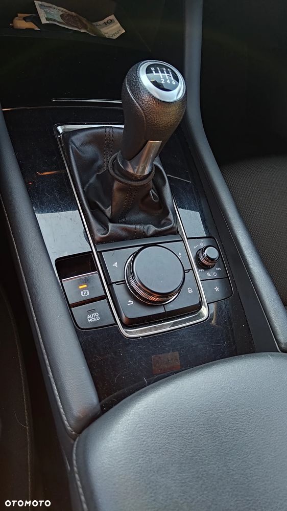 Mazda 3 SKYACTIV-G 2.0 M-Hybrid - 12