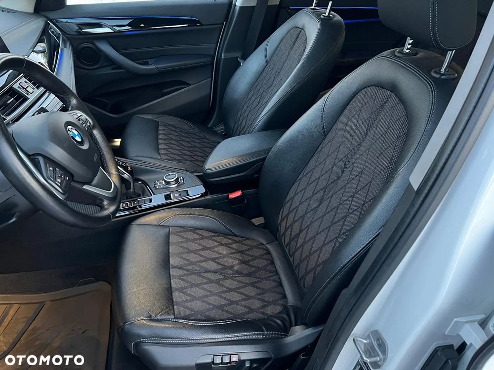 BMW X1 sDrive18i xLine - 14