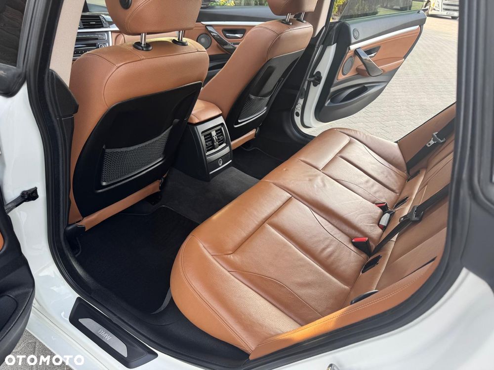 BMW 3GT 328i xDrive - 21