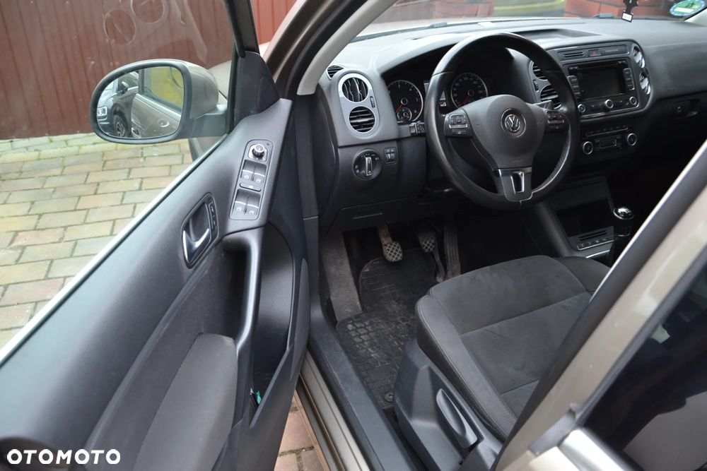 Volkswagen Tiguan 2.0 TDI DPF BlueMotion Technology Freestyle - 16