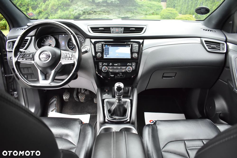 Nissan Qashqai 1.6 dCi TEKNA+ - 34