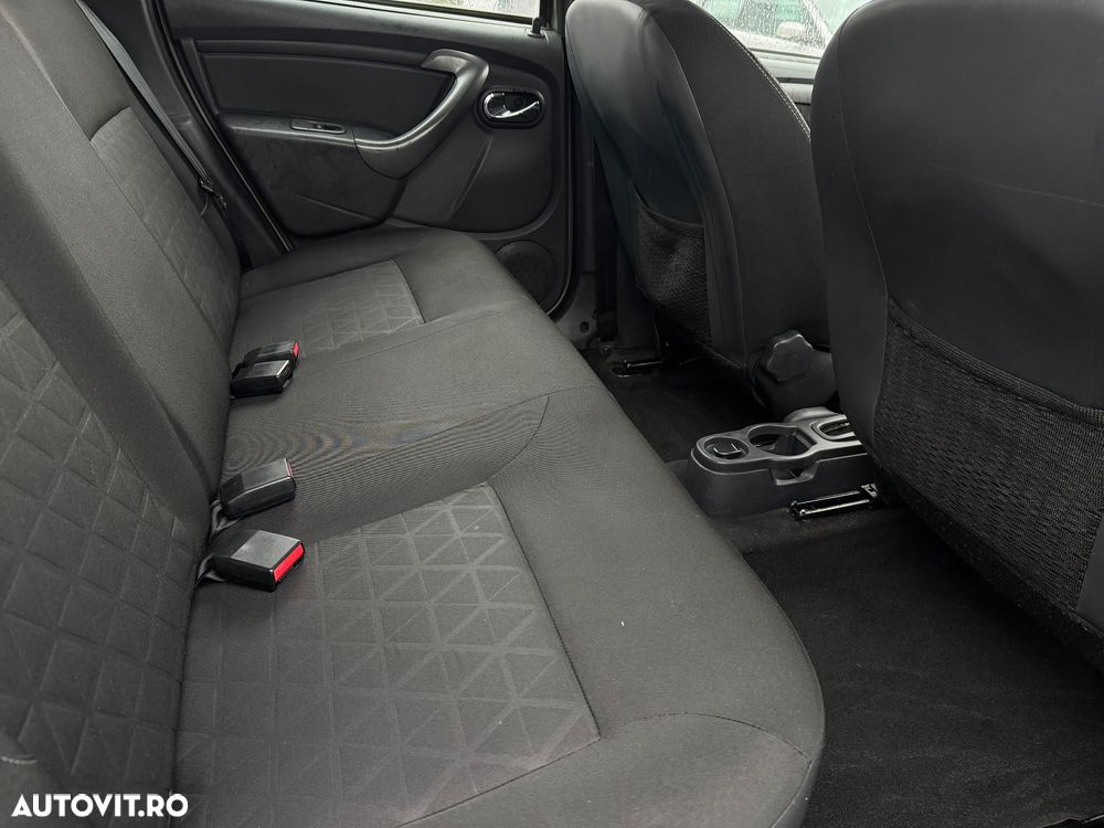 Dacia Duster dCi 110 FAP 4x2 Laureate - 11