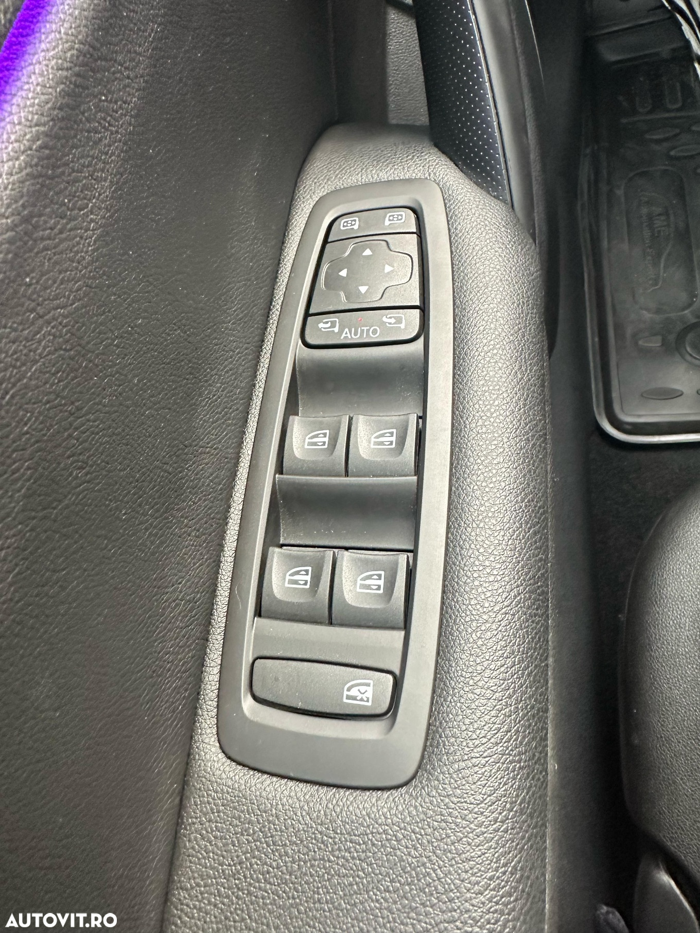 Renault Megane TCe 140 EDC GPF Techno - 16