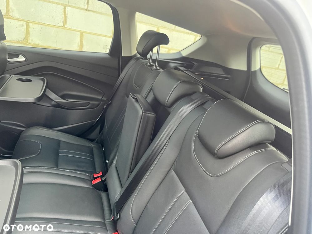 Ford Kuga 2.0 TDCi 4x4 Titanium - 17