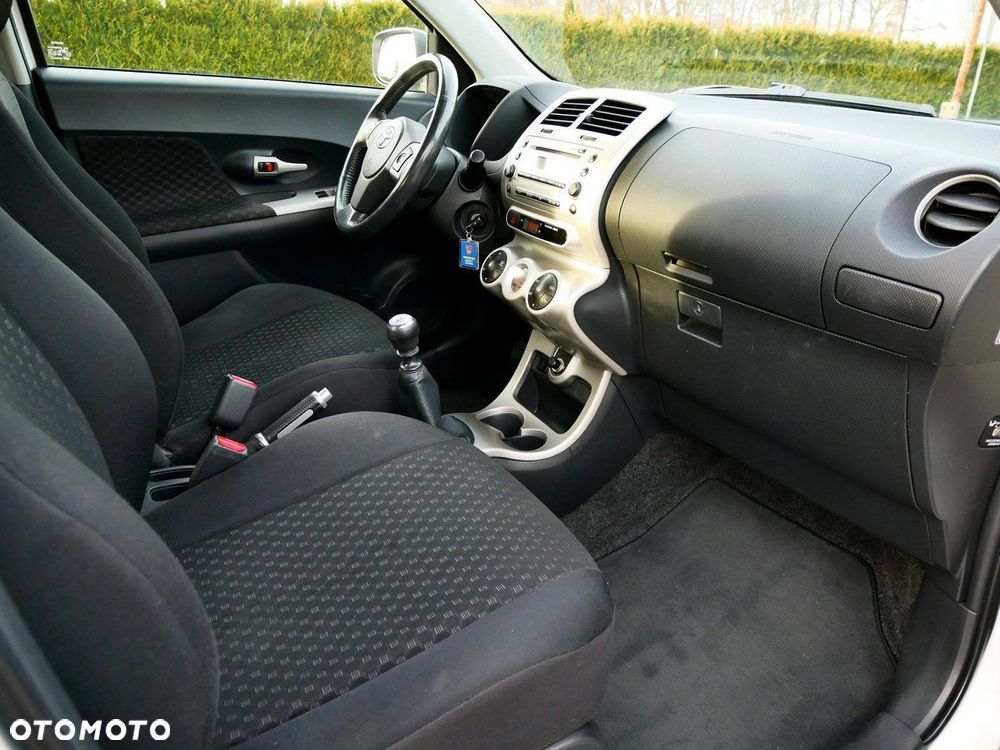 Toyota Urban Cruiser 1.4 D-4D 4x2 Life - 20