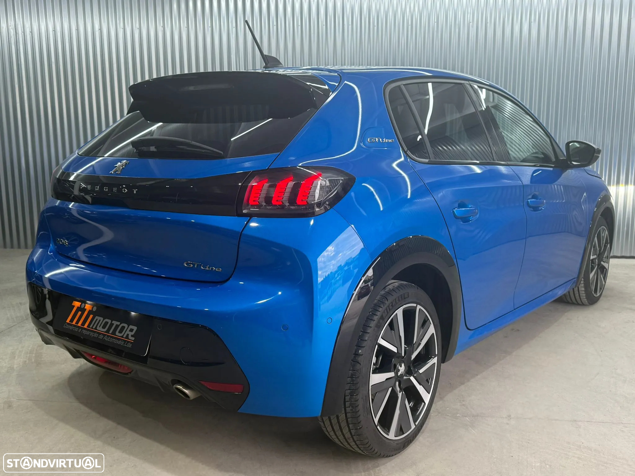 Peugeot 208 1.2 PureTech GT Line - 6