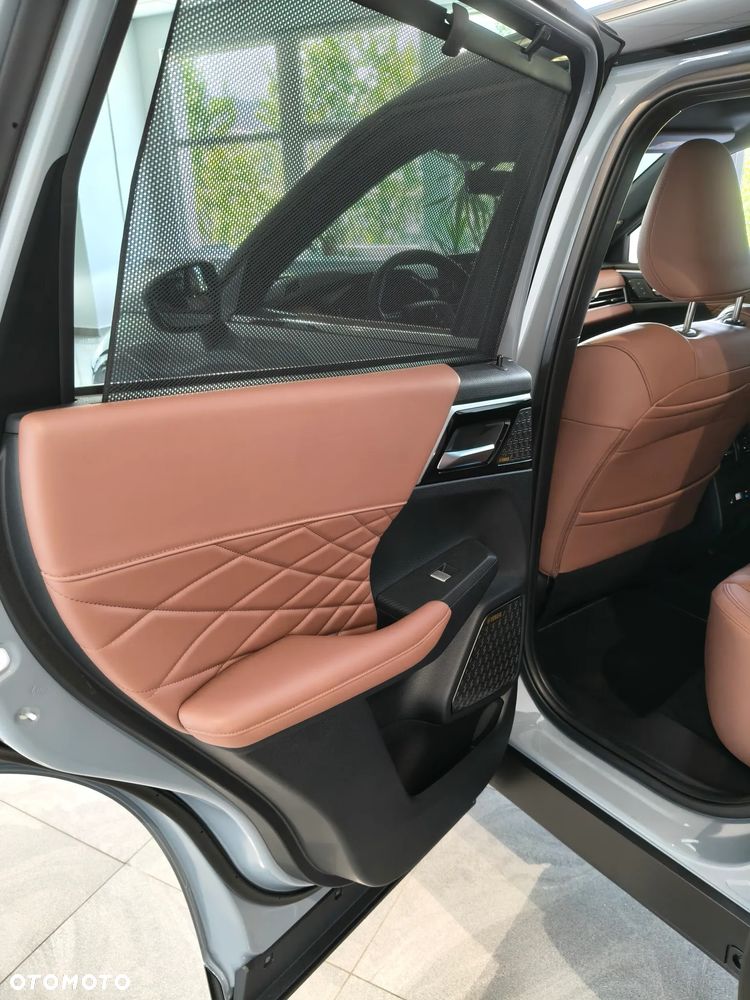 Mitsubishi Outlander Instyle Plus - 12