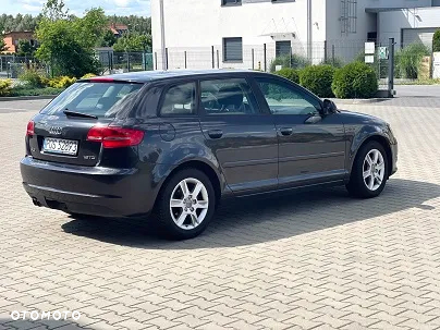 Audi A3 1.9 TDI Ambiente - 6