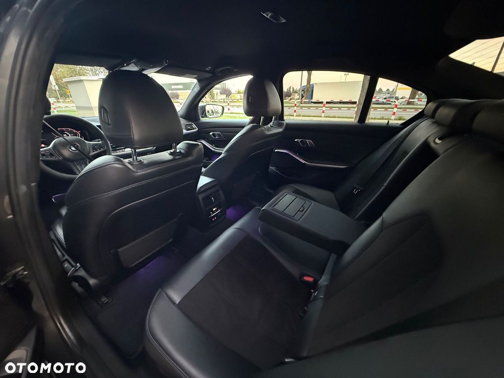 BMW Seria 3 - 21