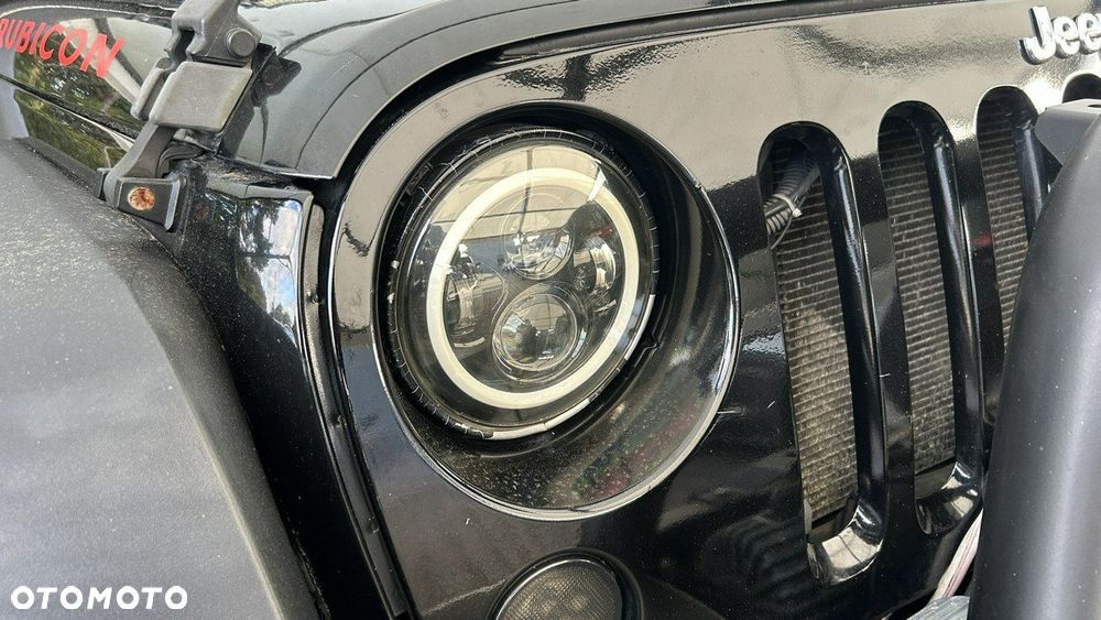 Jeep Wrangler - 13