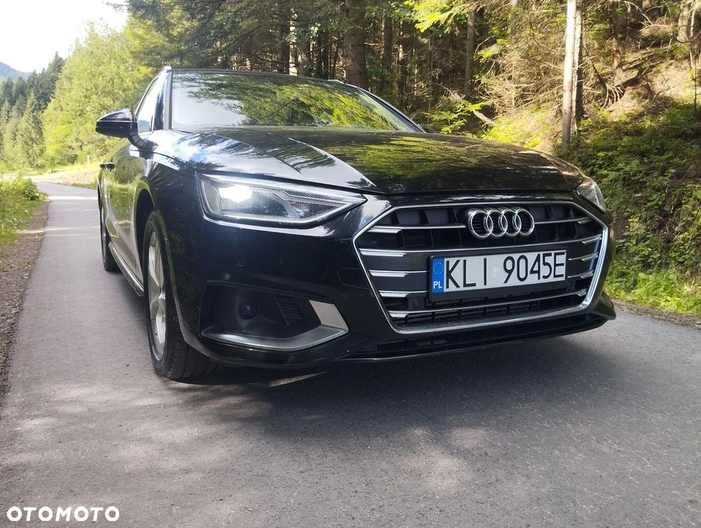 Audi A4 Avant 40 TFSI S tronic - 4