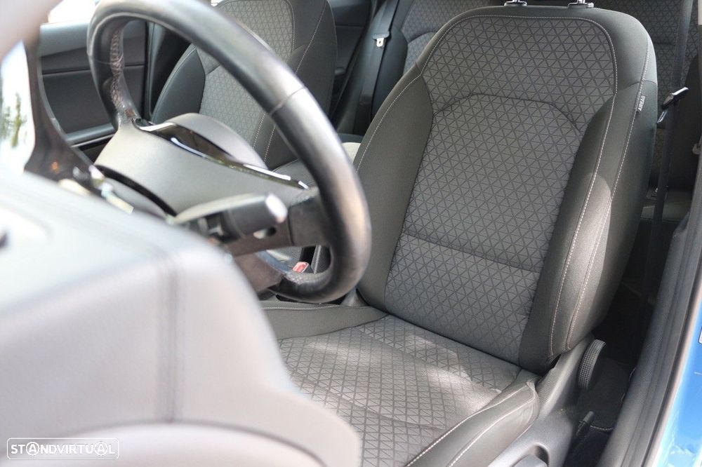 Kia Ceed 1.4 T-GDI TX+SRF 7DCT — fotografia 16