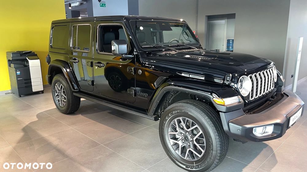 Jeep Wrangler Unlimited GME 2.0 Turbo Sahara - 11