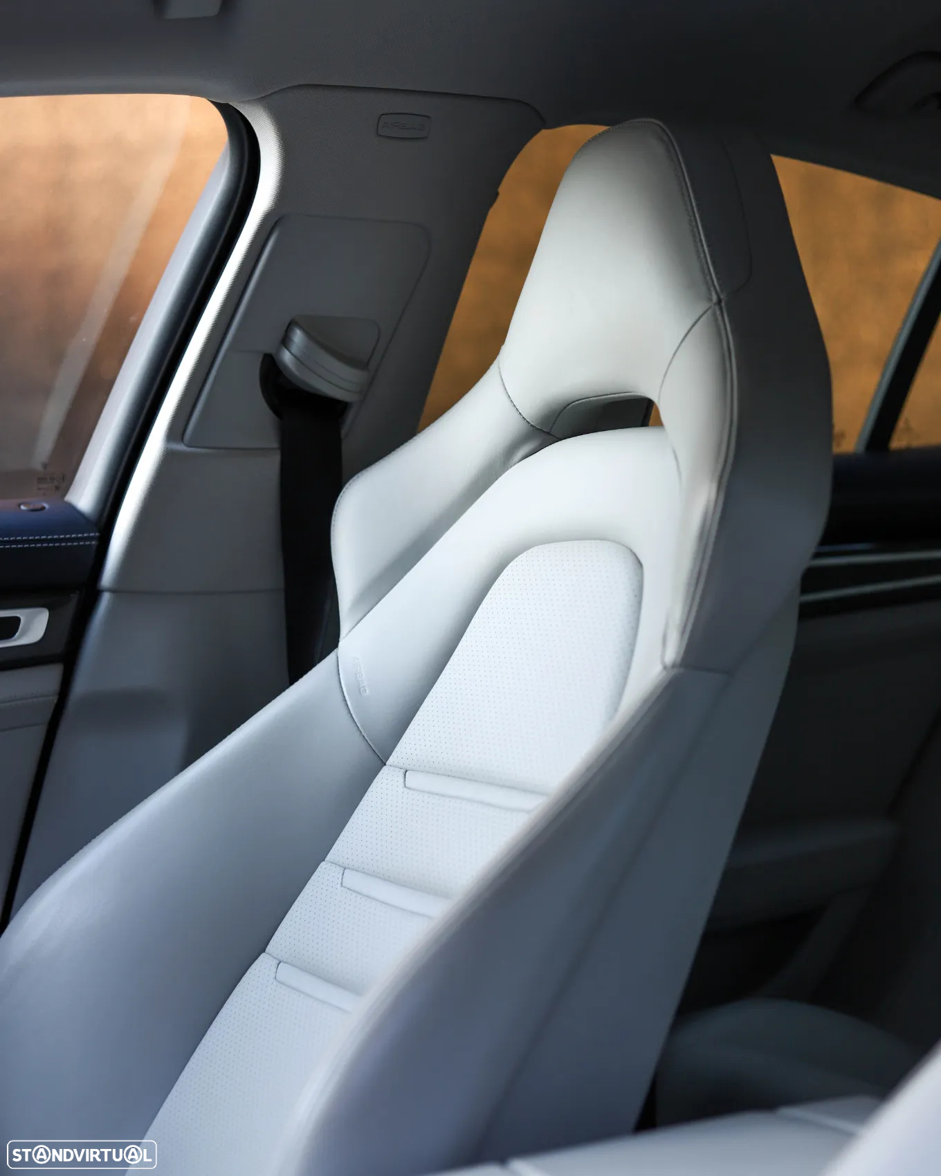 Porsche Panamera - 32