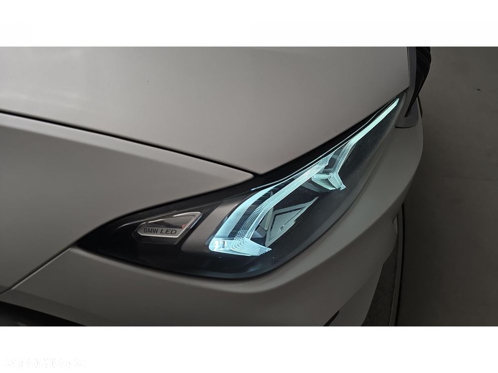 BMW Seria 3 320d xDrive mHEV M Sport - 26