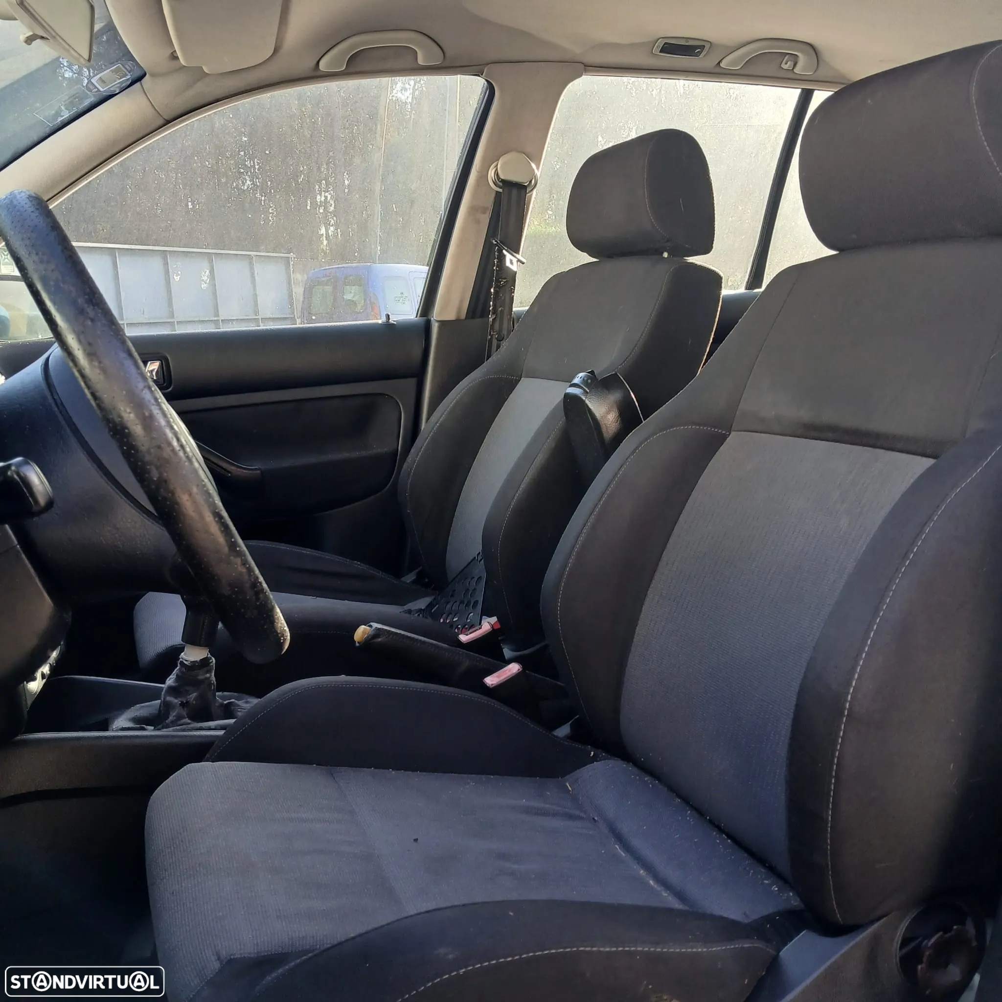 Volkswagen Golf IV 1.4 75cv de 2003 – Peças Usadas (9706) - 6
