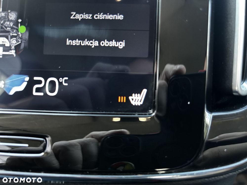 Volvo XC 40 - 30