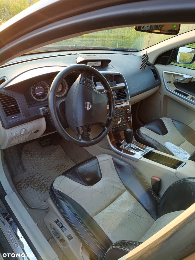 Volvo XC 60 - 6