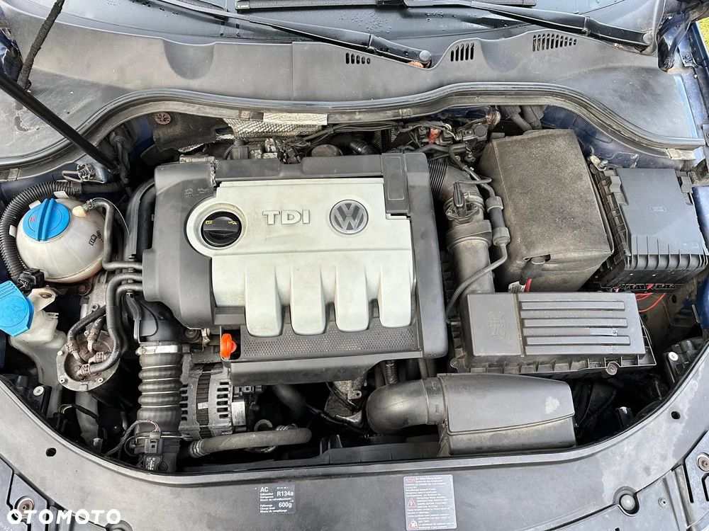 Volkswagen Passat 1.9 TDI Trendline - 9