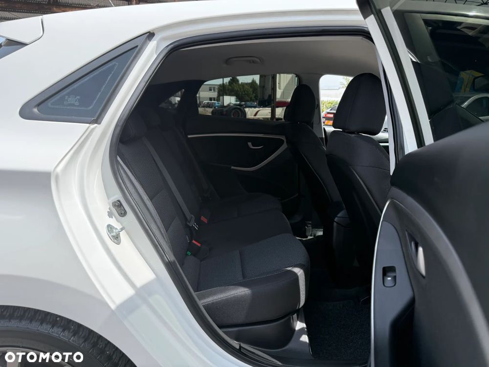 Hyundai i30 1.4 Comfort - 26