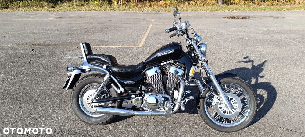 Suzuki Intruder - 6
