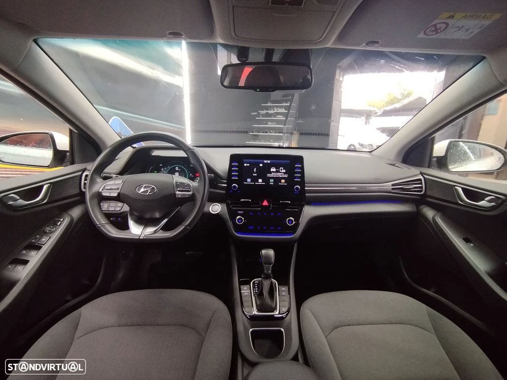 Hyundai Ioniq 1.6 GDI PHEV Tech - 16