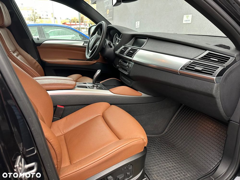 BMW X6 - 14