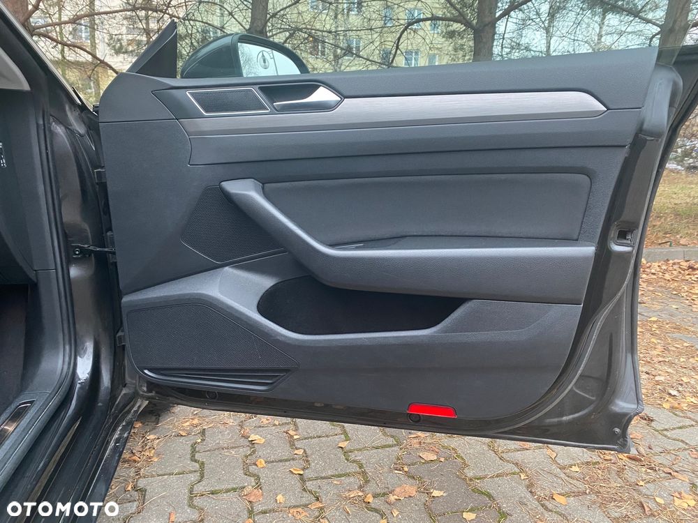 Volkswagen Arteon 2.0 TSI Essence DSG - 3