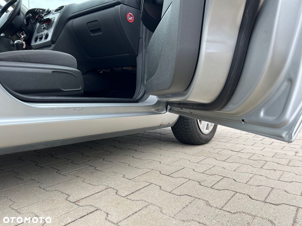 Ford Focus 1.6 FX Silver / Silver X - 19