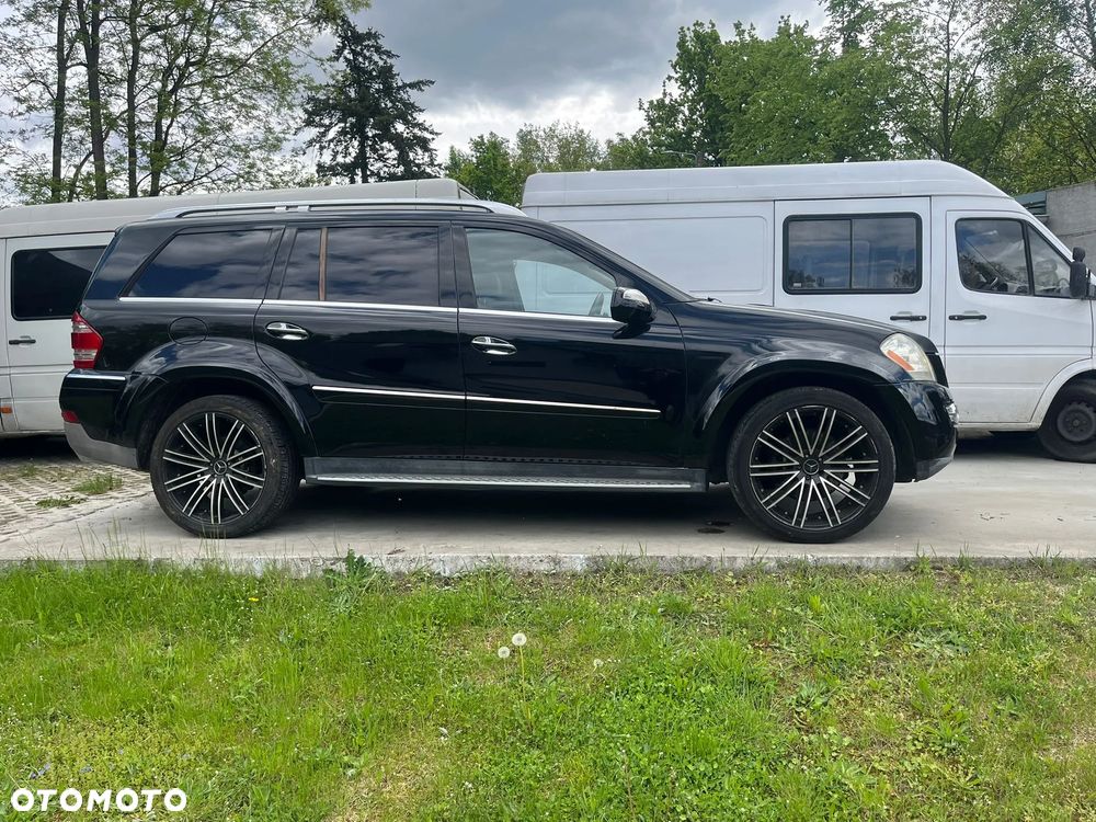 Mercedes-Benz GL 500 4Matic 7G-TRONIC - 3