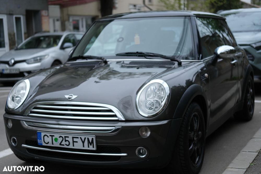 Mini Cooper Standard - 1