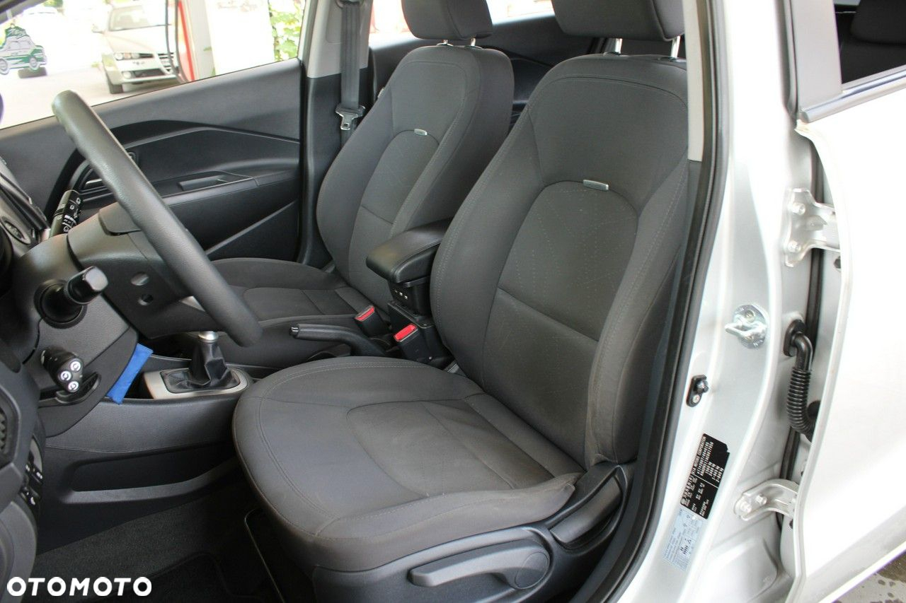 Kia Rio 1.2 XL - 11