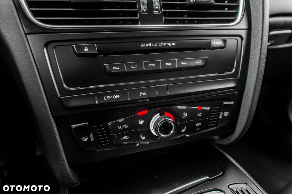 Audi S4 Avant S tronic - 37