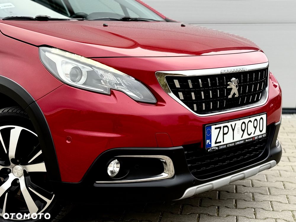 Peugeot 2008 1.6 BlueHDi Allure S&S - 12