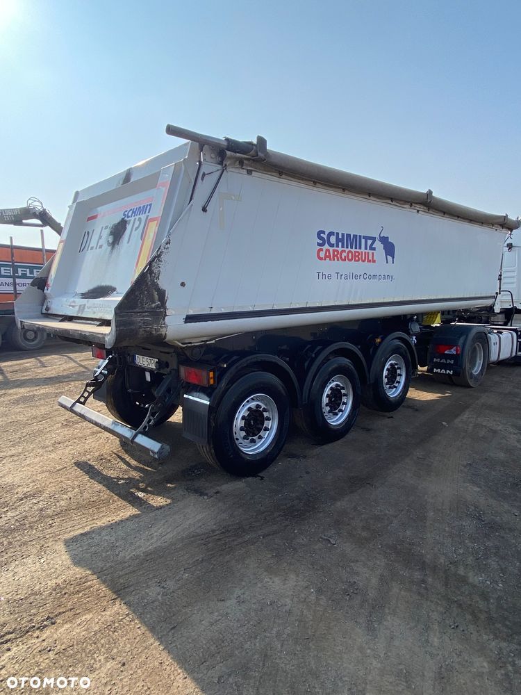 Schmitz Cargobull SKI 24 - 6
