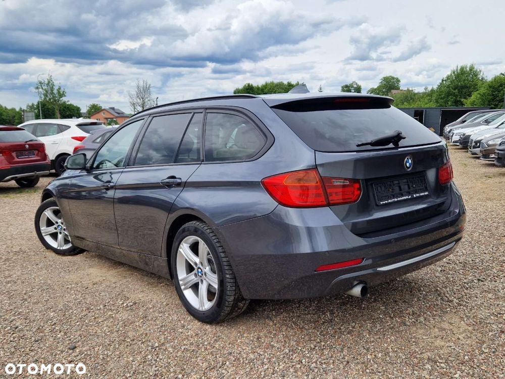 BMW Seria 3 318d Blue Performance Modern Line - 4