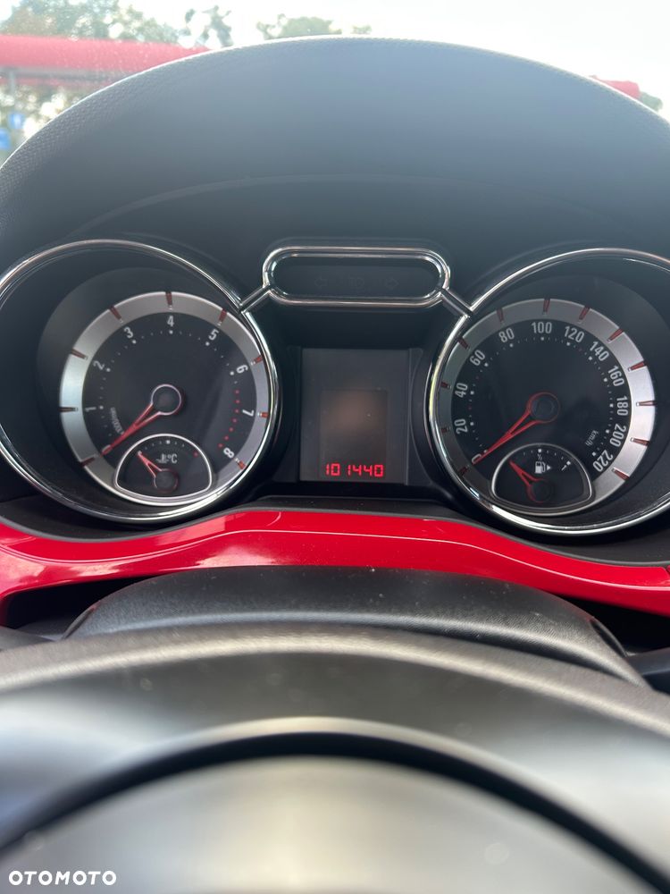 Opel Adam 1.2 - 6