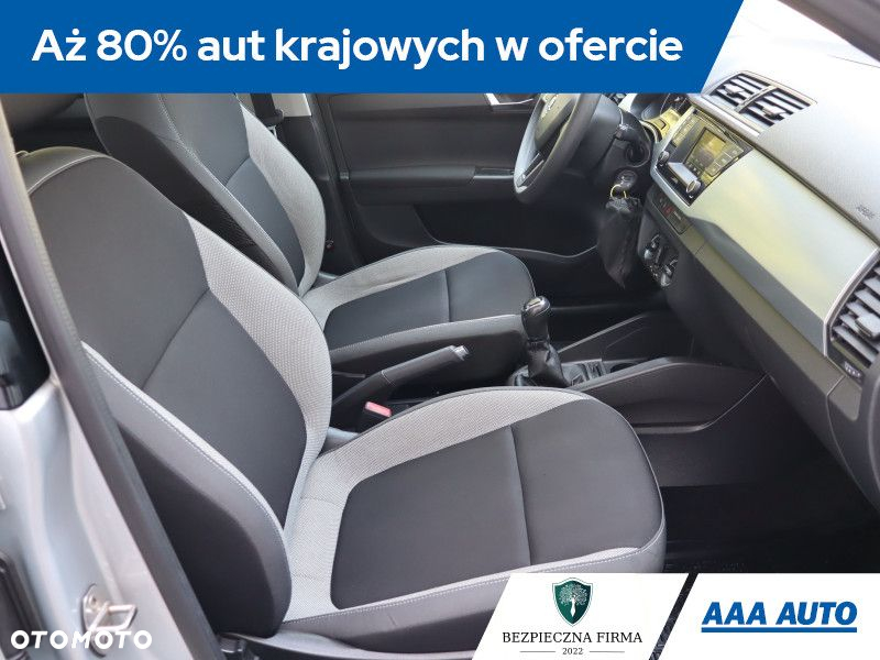Skoda Fabia - 10