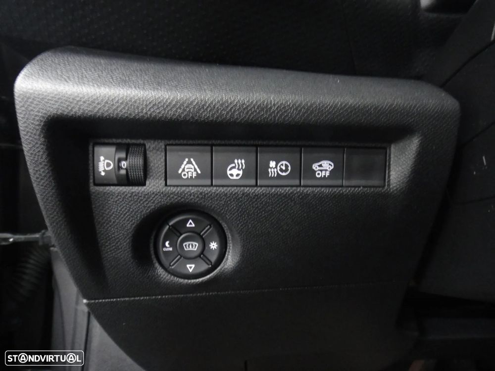 Citroën e-C4 Shine - 23