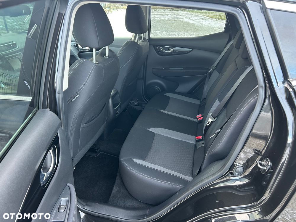 Nissan Qashqai 1.3 DIG-T DCT SHIRO - 7