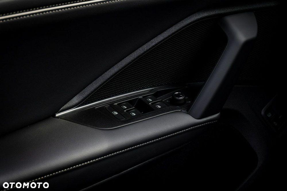 Volkswagen Tiguan - 23