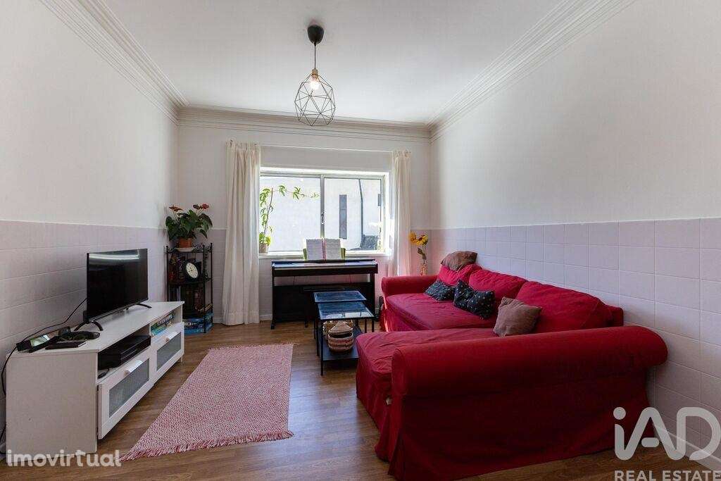 Moradia isolada T4 em São Mamede de Infesta e Senhora da Hora de 160 m - Grande imagem: 4/37