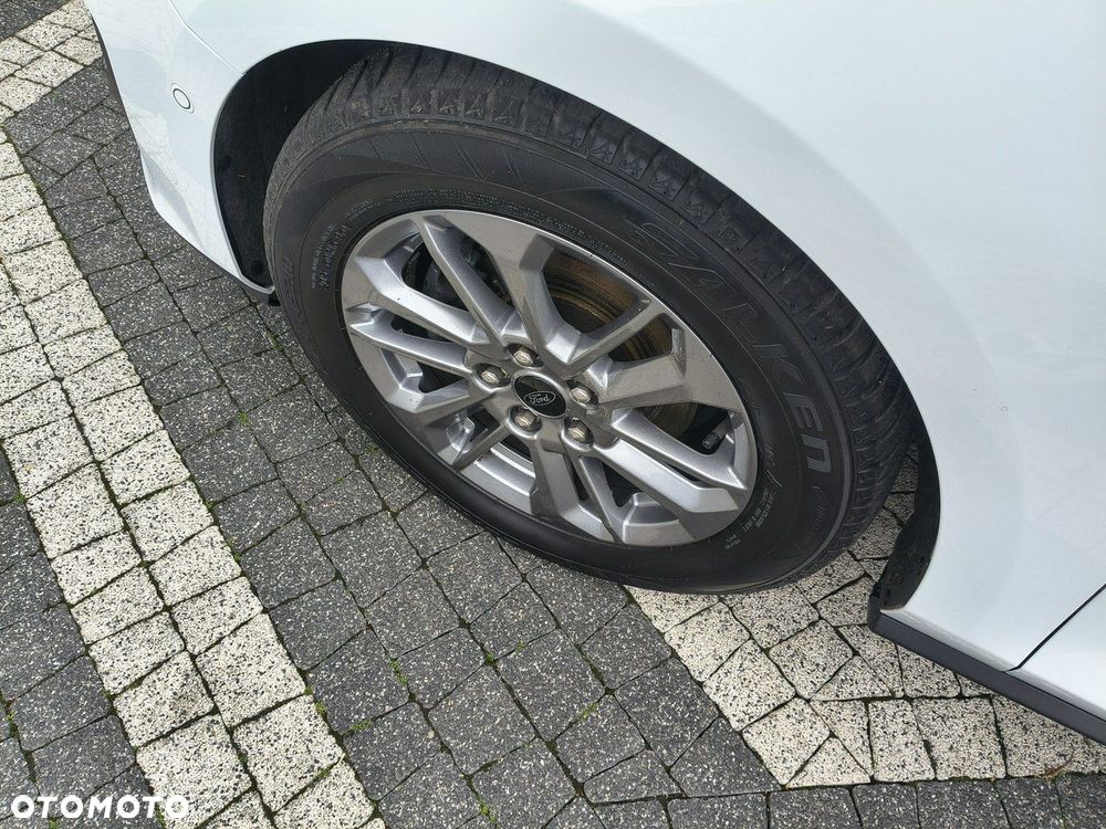 Ford Focus - 34