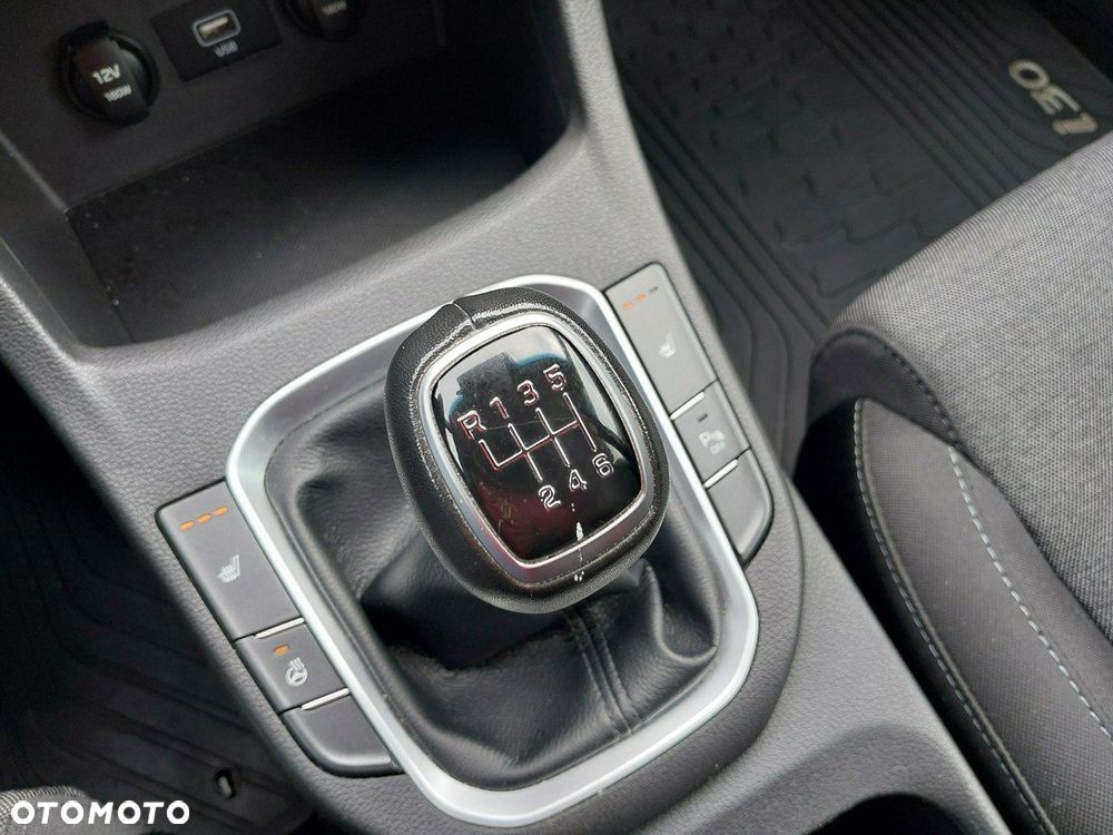 Hyundai i30 1.5 DPI Comfort - 27