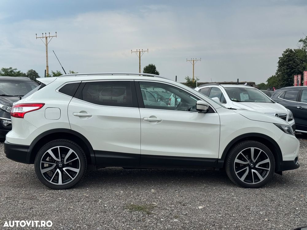 Nissan Qashqai 1.6 DCI ALL-MODE 4x4i TEKNA+ - 12