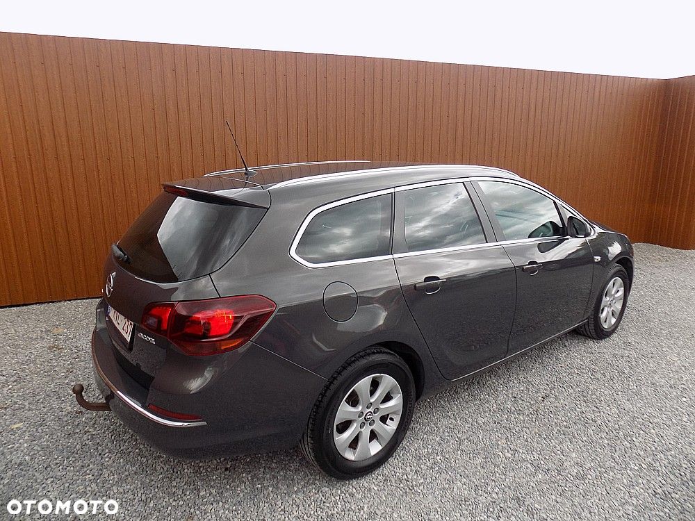 Opel Astra 1.4 Turbo Selection - 4